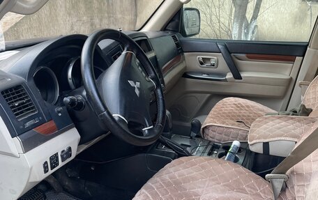 Mitsubishi Pajero IV, 2007 год, 920 000 рублей, 5 фотография