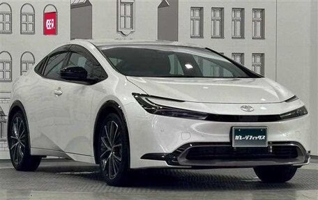 Toyota Prius IV XW50, 2025 год, 3 800 000 рублей, 1 фотография