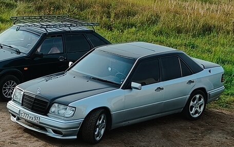 Mercedes-Benz E-Класс, 1994 год, 590 000 рублей, 4 фотография