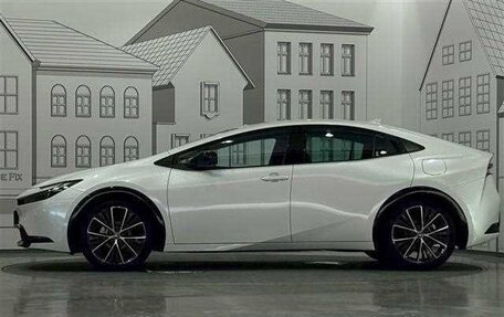 Toyota Prius IV XW50, 2025 год, 3 800 000 рублей, 3 фотография