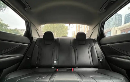 Hyundai Elantra, 2021 год, 1 099 000 рублей, 11 фотография