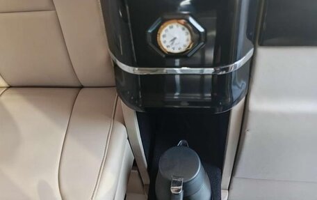 Mercedes-Benz Vito, 2022 год, 7 500 000 рублей, 11 фотография