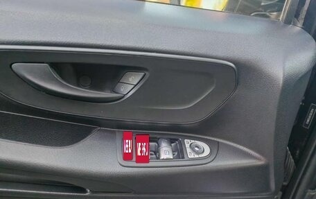 Mercedes-Benz Vito, 2022 год, 7 500 000 рублей, 9 фотография