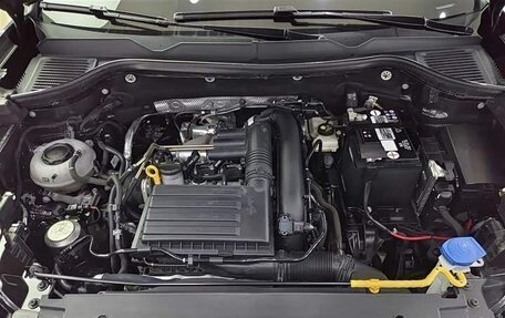 Volkswagen Tharu, 2022 год, 1 900 000 рублей, 14 фотография