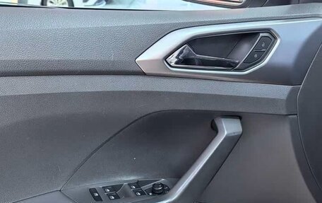 Volkswagen T-Cross I, 2021 год, 1 600 000 рублей, 18 фотография