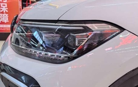 Volkswagen T-Cross I, 2021 год, 1 600 000 рублей, 12 фотография