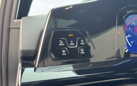 Volkswagen Golf VIII, 2022 год, 1 945 000 рублей, 16 фотография