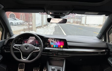 Volkswagen Golf VIII, 2022 год, 1 945 000 рублей, 11 фотография