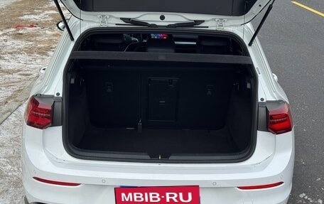 Volkswagen Golf VIII, 2022 год, 1 945 000 рублей, 10 фотография