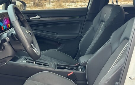 Volkswagen Golf VIII, 2022 год, 1 945 000 рублей, 24 фотография