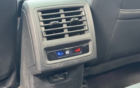 Volkswagen Golf VIII, 2022 год, 1 945 000 рублей, 26 фотография