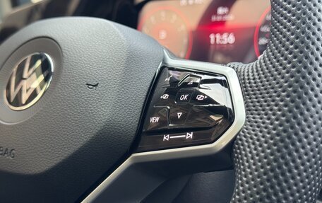 Volkswagen Golf VIII, 2022 год, 1 945 000 рублей, 29 фотография