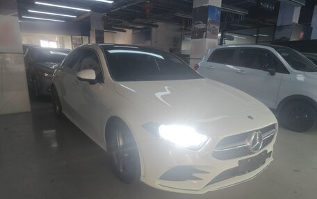 Mercedes-Benz A-Класс, 2022 год, 1 892 007 рублей, 1 фотография