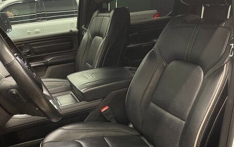 Rambler 1500, 2023 год, 7 500 000 рублей, 13 фотография