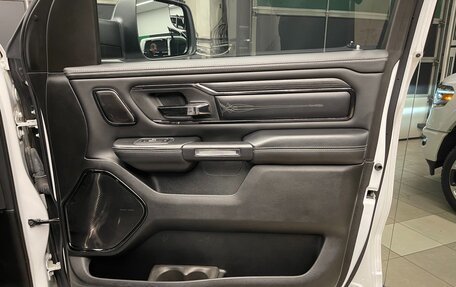 Rambler 1500, 2023 год, 7 500 000 рублей, 19 фотография