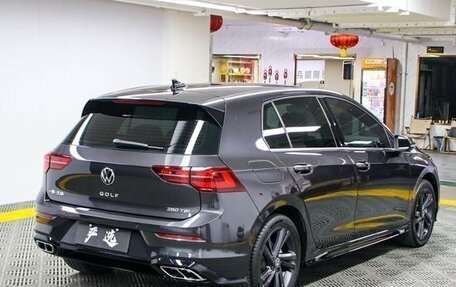 Volkswagen Golf VIII, 2022 год, 1 820 000 рублей, 6 фотография