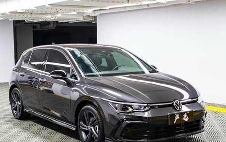 Volkswagen Golf VIII, 2022 год, 1 820 000 рублей, 3 фотография