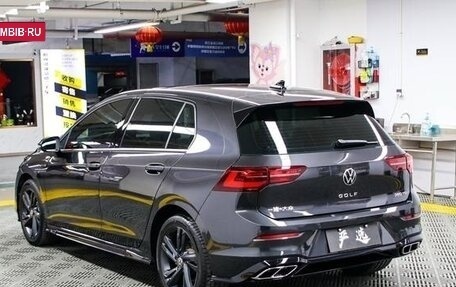 Volkswagen Golf VIII, 2022 год, 1 820 000 рублей, 4 фотография