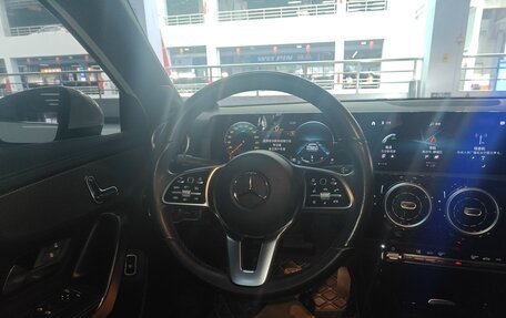 Mercedes-Benz A-Класс, 2022 год, 1 892 007 рублей, 10 фотография