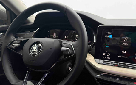 Skoda Octavia IV, 2022 год, 1 990 000 рублей, 14 фотография