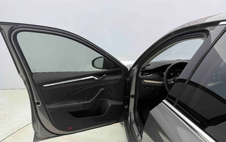 Skoda Octavia IV, 2022 год, 1 990 000 рублей, 18 фотография