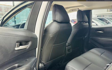 Toyota Corolla, 2022 год, 1 950 000 рублей, 8 фотография