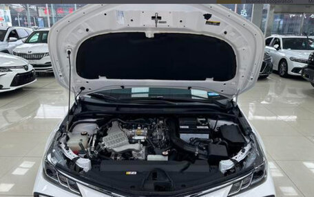 Toyota Corolla, 2022 год, 1 950 000 рублей, 10 фотография