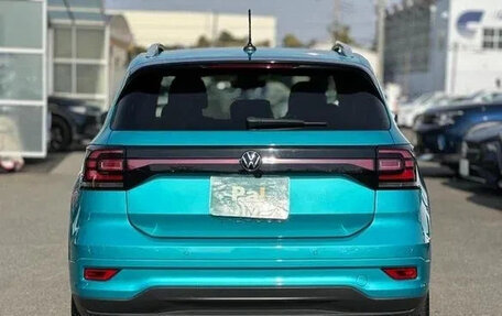 Volkswagen T-Cross I, 2023 год, 1 380 060 рублей, 6 фотография