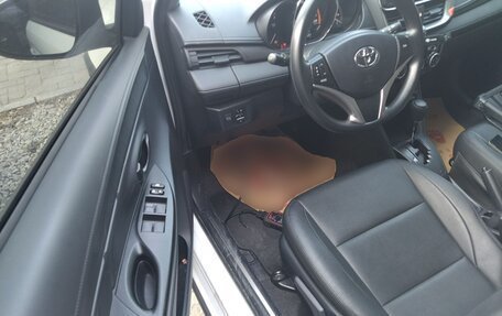 Toyota Yaris XP150 рестайлинг, 2022 год, 1 188 707 рублей, 8 фотография
