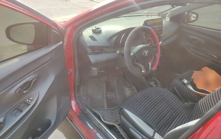 Toyota Yaris XP150 рестайлинг, 2022 год, 1 150 707 рублей, 8 фотография