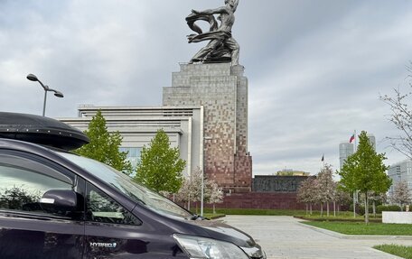 Toyota Vellfire I, 2012 год, 2 500 000 рублей, 14 фотография