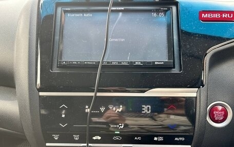 Honda Fit III, 2016 год, 1 050 000 рублей, 2 фотография