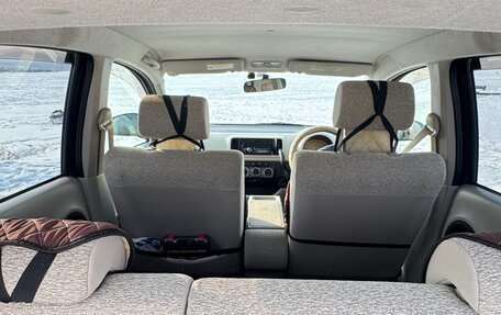 Toyota Passo III, 2010 год, 530 000 рублей, 4 фотография