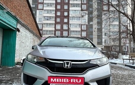 Honda Fit III, 2016 год, 1 050 000 рублей, 22 фотография