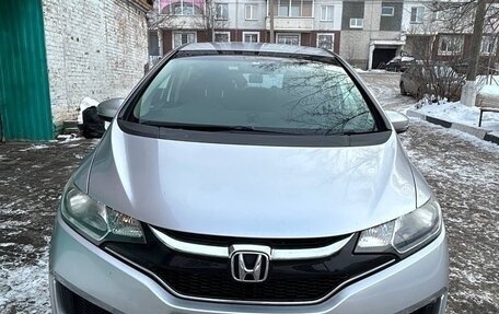 Honda Fit III, 2016 год, 1 050 000 рублей, 17 фотография