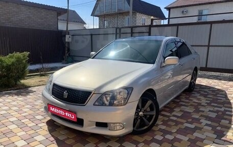 Toyota Crown, 2005 год, 1 980 000 рублей, 1 фотография