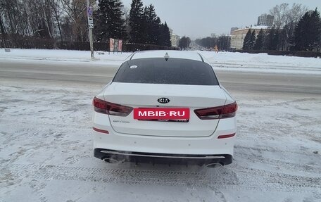 KIA Optima IV, 2020 год, 2 600 000 рублей, 7 фотография