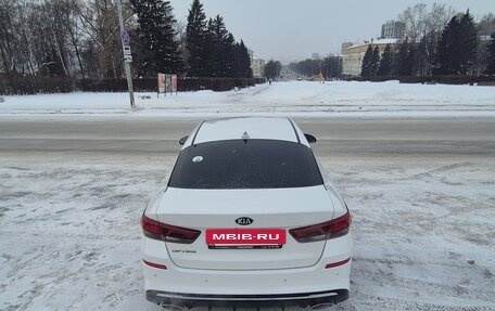 KIA Optima IV, 2020 год, 2 600 000 рублей, 8 фотография