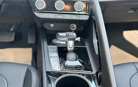 Hyundai Elantra, 2025 год, 1 730 010 рублей, 8 фотография