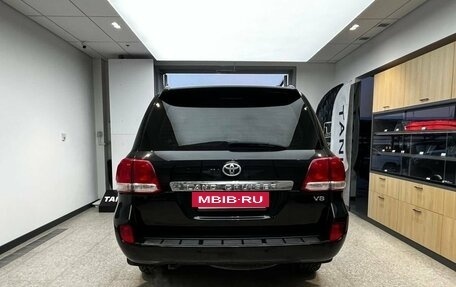 Toyota Land Cruiser 200, 2008 год, 3 000 000 рублей, 6 фотография