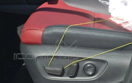 Toyota Land Cruiser, 2025 год, 13 750 000 рублей, 19 фотография