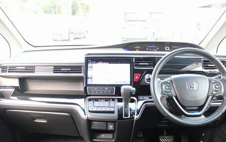 Honda Stepwgn IV, 2019 год, 1 832 000 рублей, 15 фотография