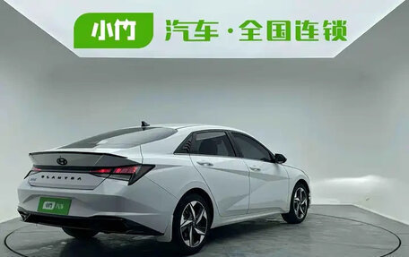 Hyundai Elantra, 2022 год, 1 400 000 рублей, 3 фотография