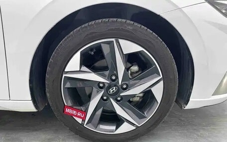 Hyundai Elantra, 2022 год, 1 400 000 рублей, 7 фотография