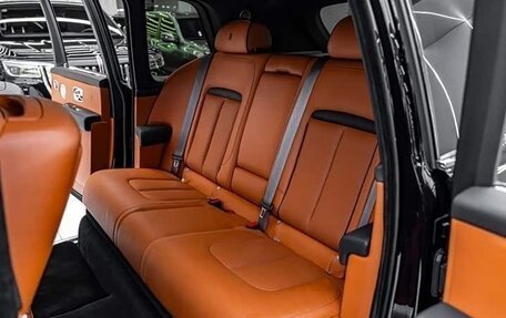 Rolls-Royce Cullinan, 2022 год, 36 800 000 рублей, 12 фотография