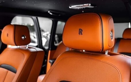 Rolls-Royce Cullinan, 2022 год, 36 800 000 рублей, 26 фотография