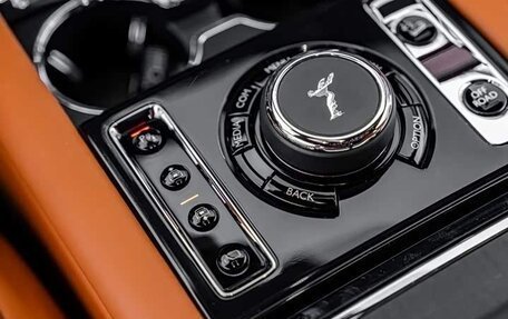 Rolls-Royce Cullinan, 2022 год, 36 800 000 рублей, 22 фотография