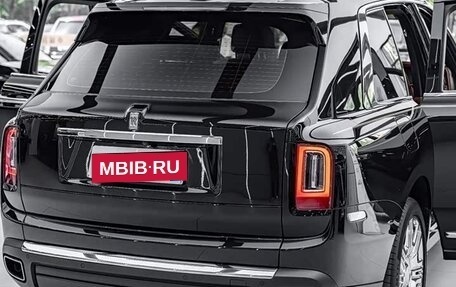 Rolls-Royce Cullinan, 2022 год, 36 800 000 рублей, 29 фотография