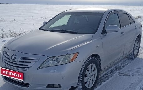 Toyota Camry, 2008 год, 890 000 рублей, 1 фотография