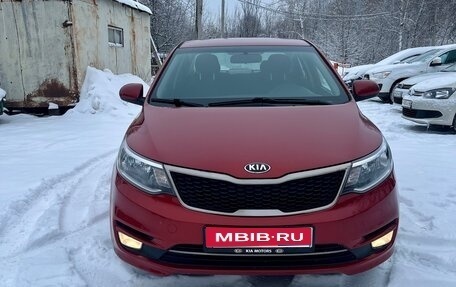 KIA Rio III рестайлинг, 2015 год, 1 100 000 рублей, 1 фотография